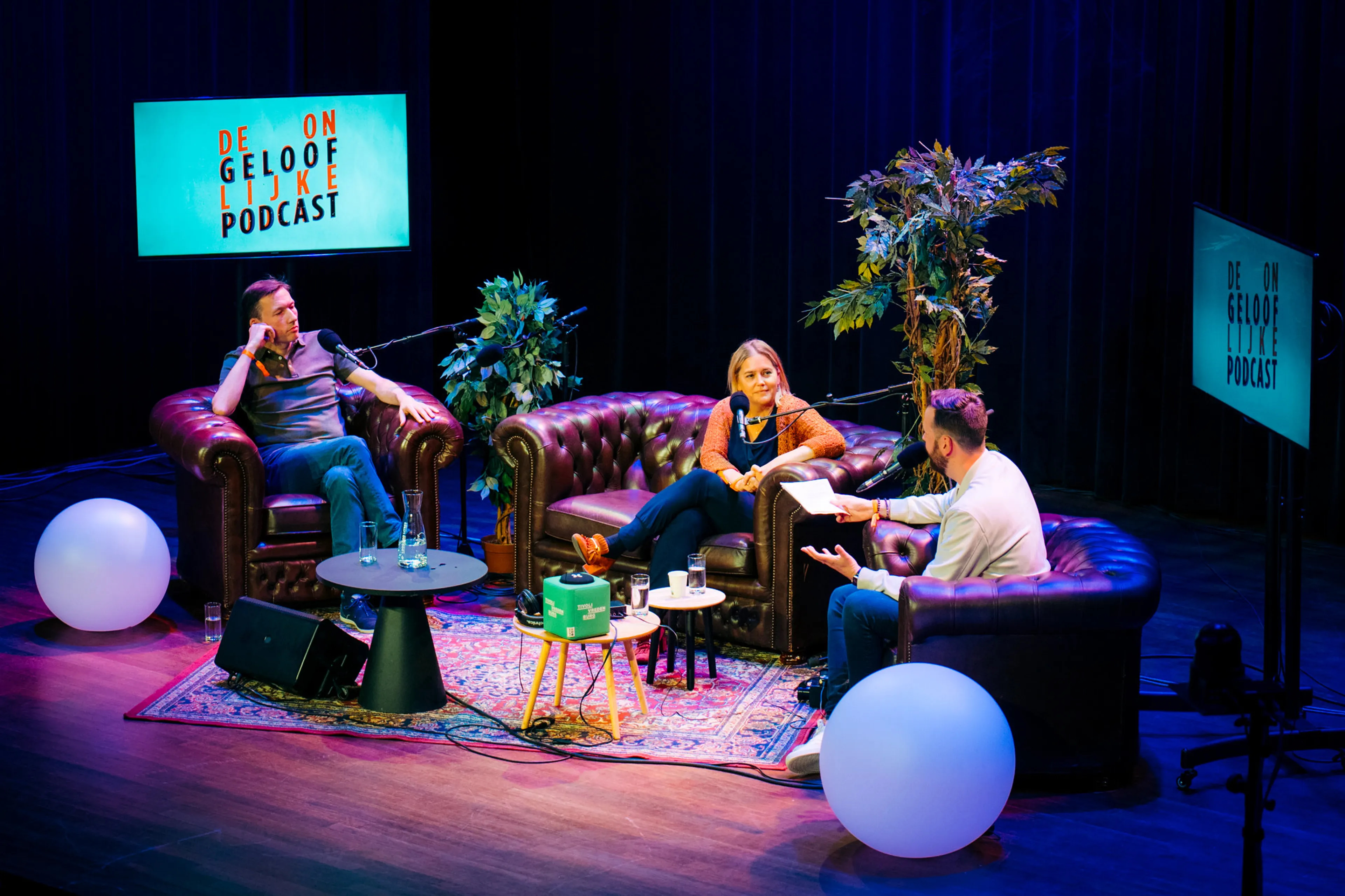 De Ongelooflijke podcast set via Jacob De Vries