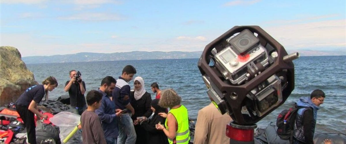 Image of refugees with 360 degrees camera